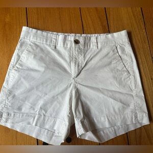 Women’s white, Cotton shorts. Old Navy Everyday Short, Mid Rise.